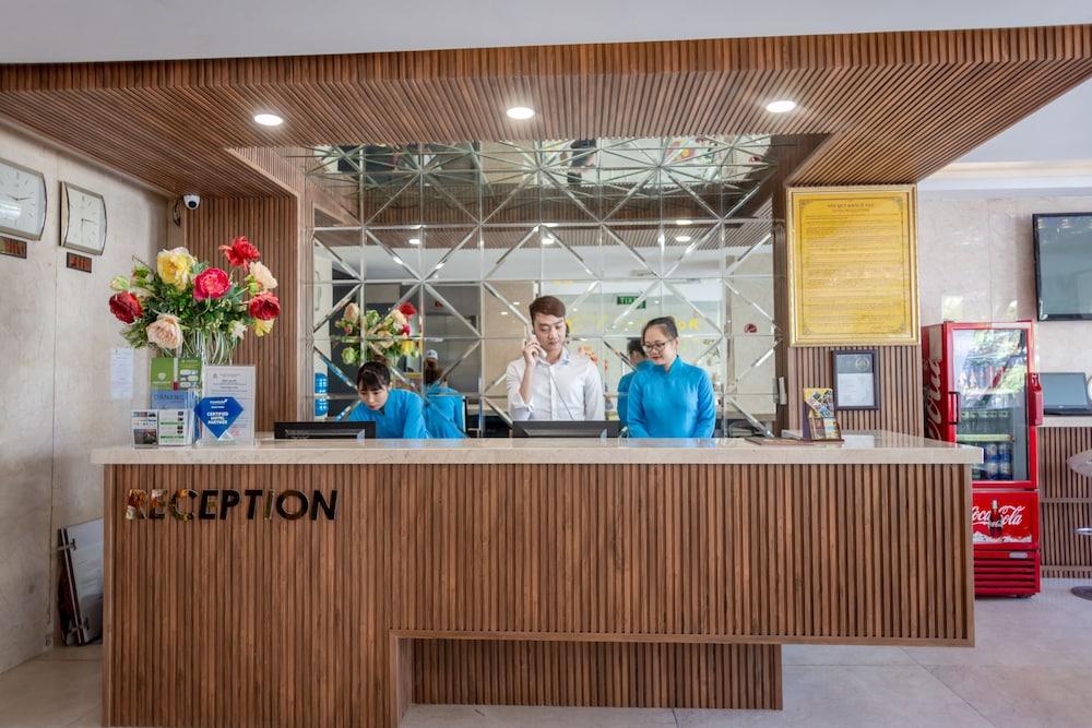 โกลด์ โฮเต็ล 1 ดานัง Hotel ภายนอก รูปภาพ