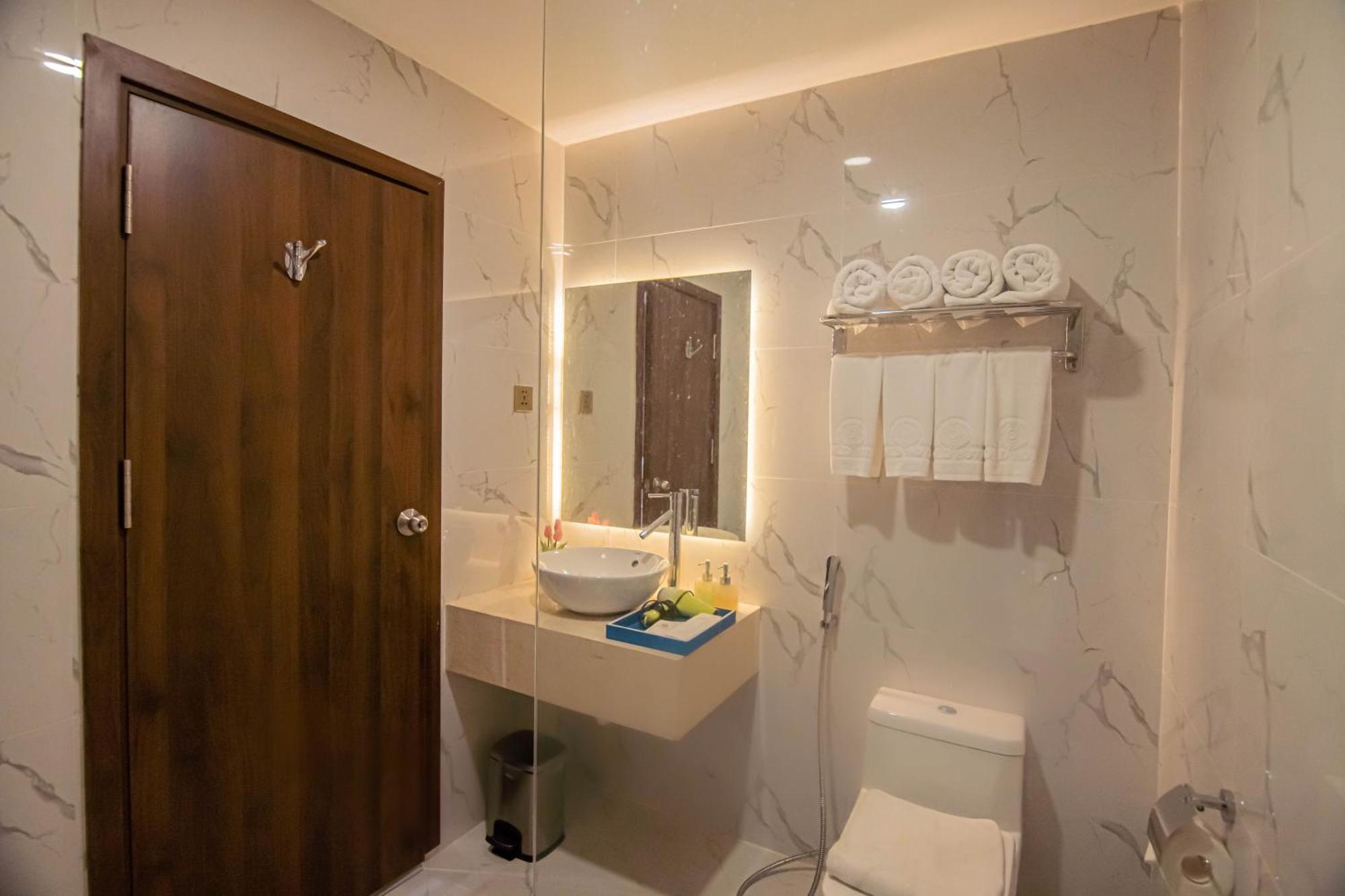 โกลด์ โฮเต็ล 1 ดานัง Hotel ภายนอก รูปภาพ