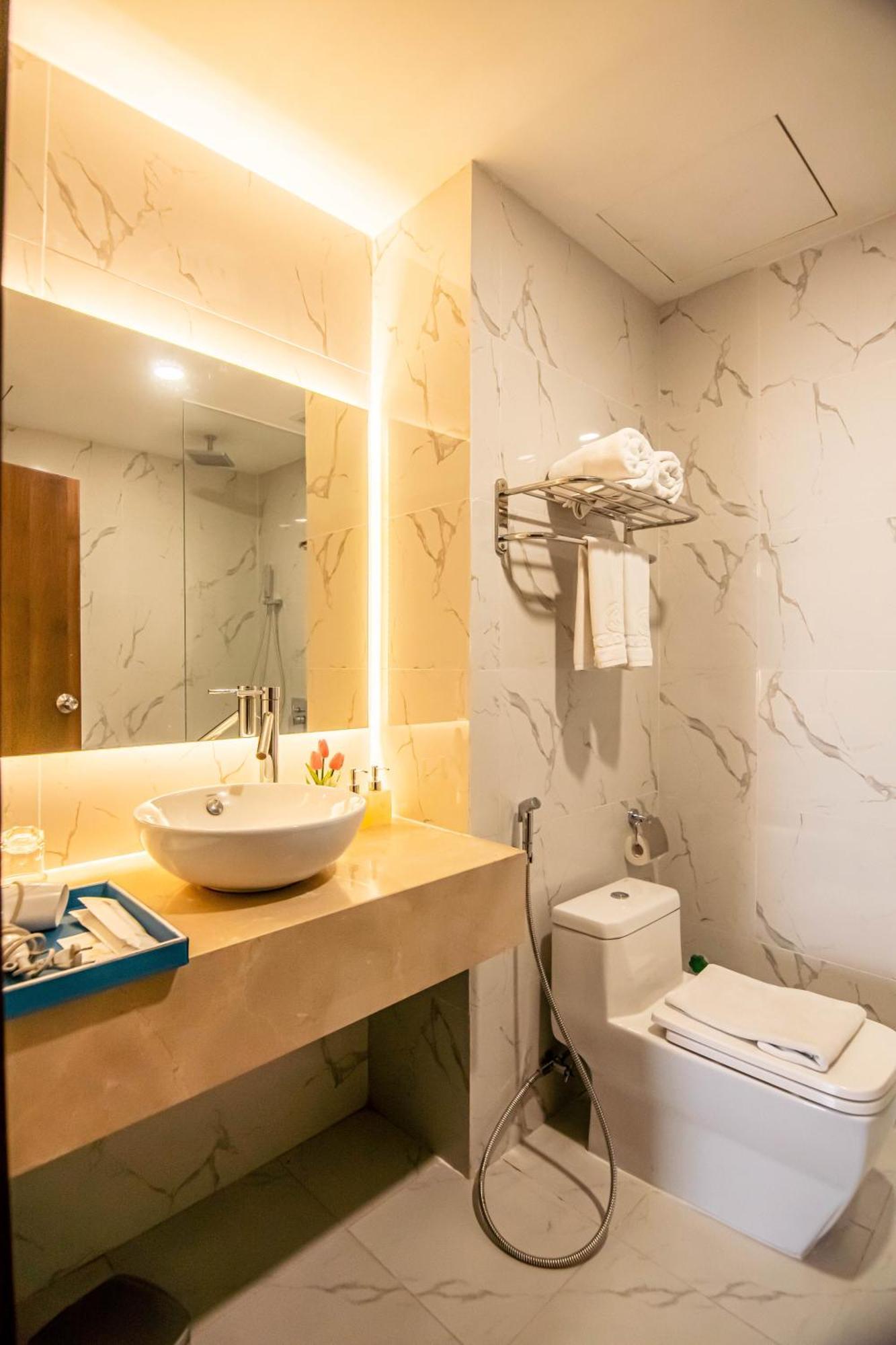 โกลด์ โฮเต็ล 1 ดานัง Hotel ภายนอก รูปภาพ